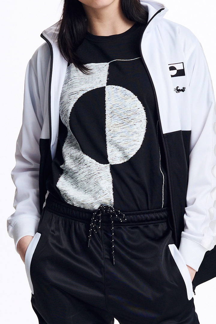 BIBI CHEMNITZ Flag T-shirt in black. T-shirt is unisex and is a bestseller from BIBI CHEMNITZ