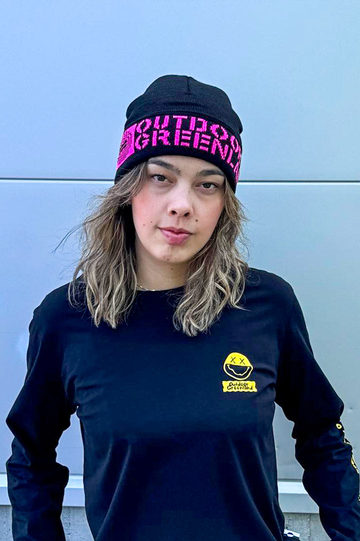 Black/Pink Outdoor Greenland Beanie (unisex)