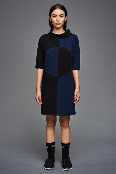 BIBI CHEMNITZ circle dress in lovely stretchy crepe fabric. Colors = Black and Marine