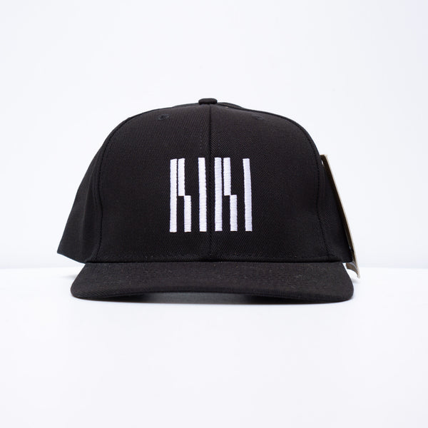 Black-White Lines Snapback (Unisex)